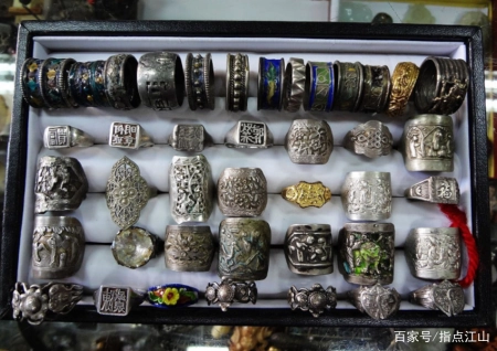 “戒指”真的是外国舶来品吗？很多人中国人都误解了(戒指在西方的由来)